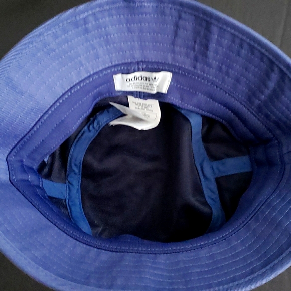 Adidas blue Bucket Hat - Picture 5 of 6